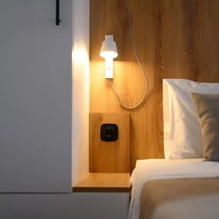 Petite Maisonnette At Garitsa! Apartament