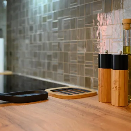 Appartamento Petite Maisonnette At Garitsa! *