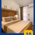 Apartamento Petite Maisonnette At Garitsa! *