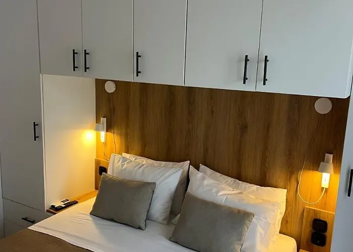 Petite Maisonnette At Garitsa! Appartamento *