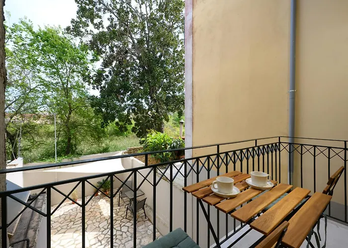 Appartamento Petite Maisonnette At Garitsa!