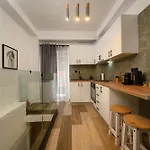 Petite Maisonnette At Garitsa! Lejlighed