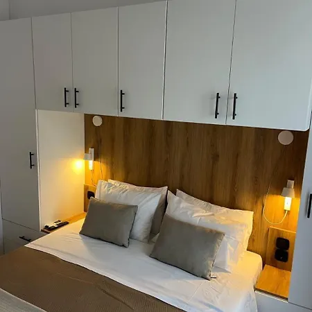 Petite Maisonnette At Garitsa! Apartmán *